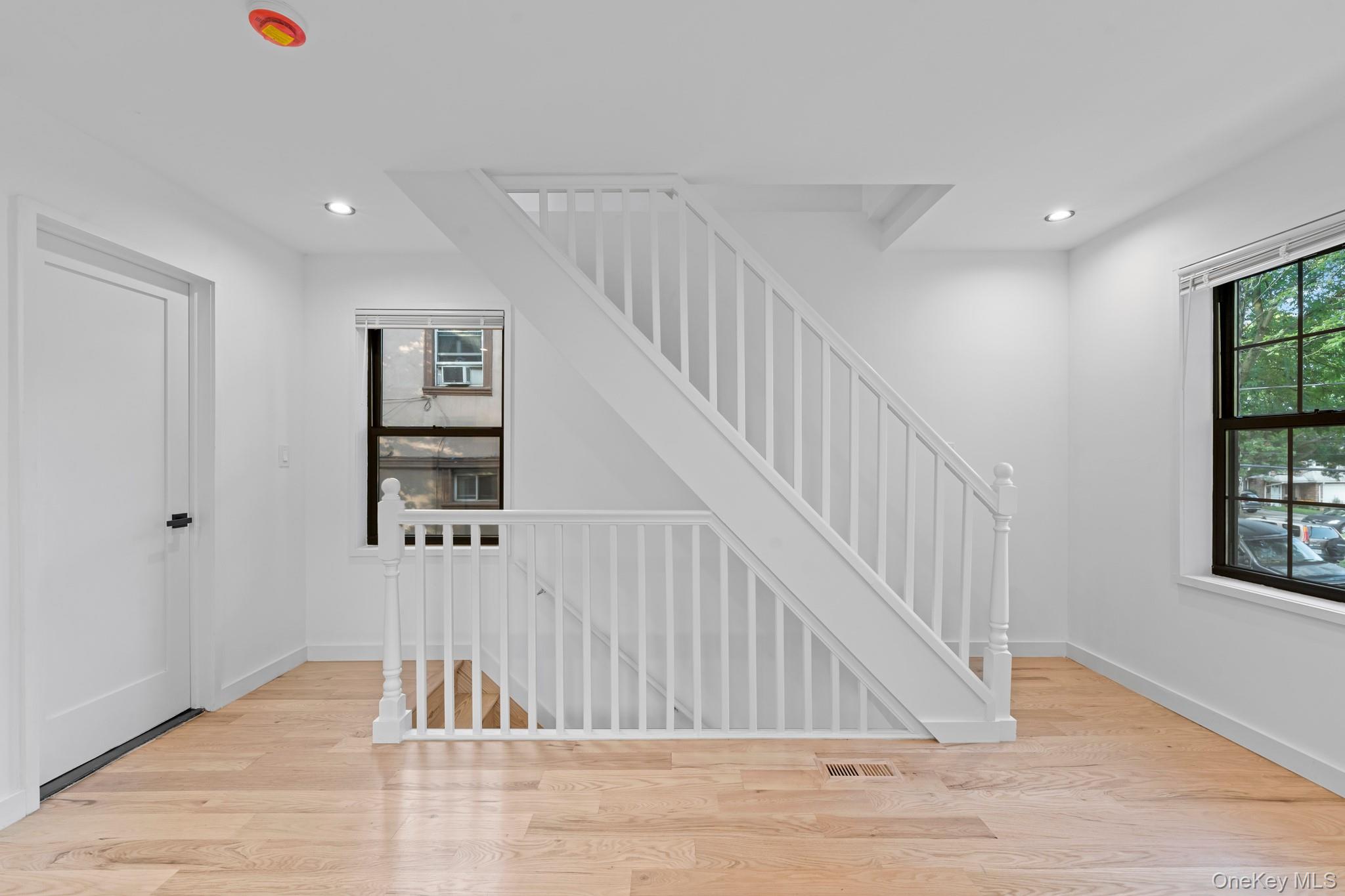 #5 photo, 21837 Spencer Avenue, クイーンズ区 Queens Village , NY 11427