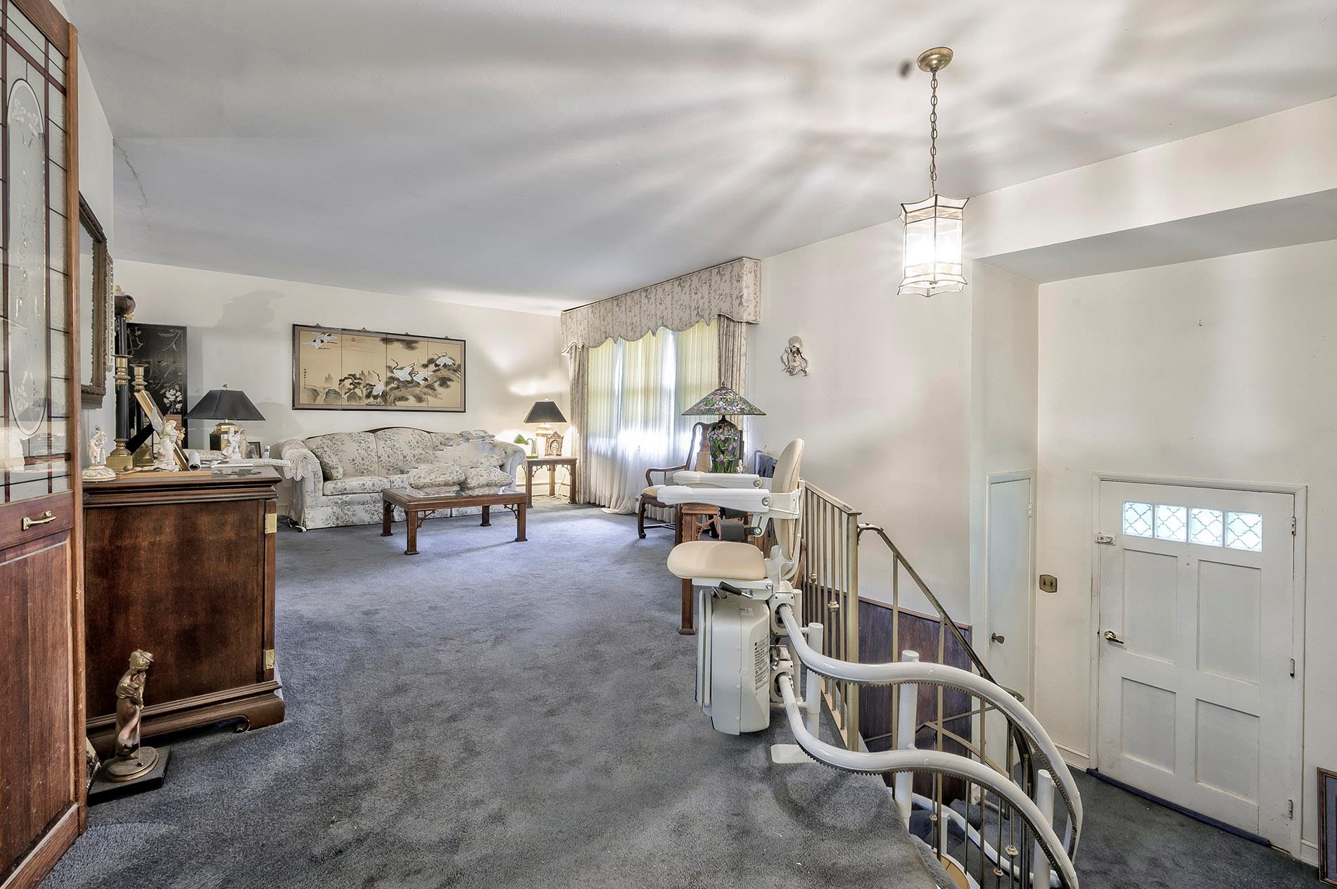 #13 photo, 107 Caramel Road, サフォーク郡 Commack , NY 11725