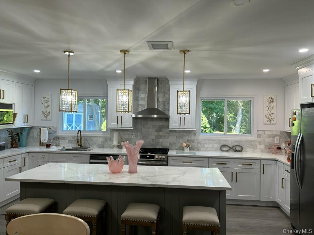 #1 photo, 7 Fuller Drive, Ridge , NY 11961