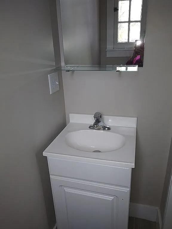 #20 photo, 32 City Terrace, Newburgh , NY 12550