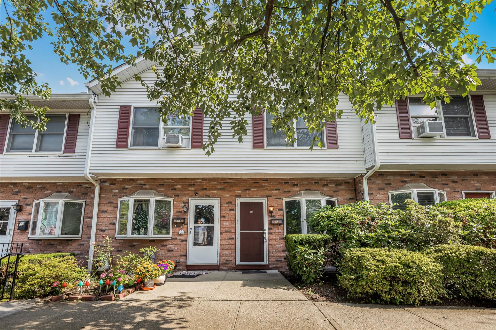 #1 photo, 94 Remington Place, New Rochelle , NY 10801