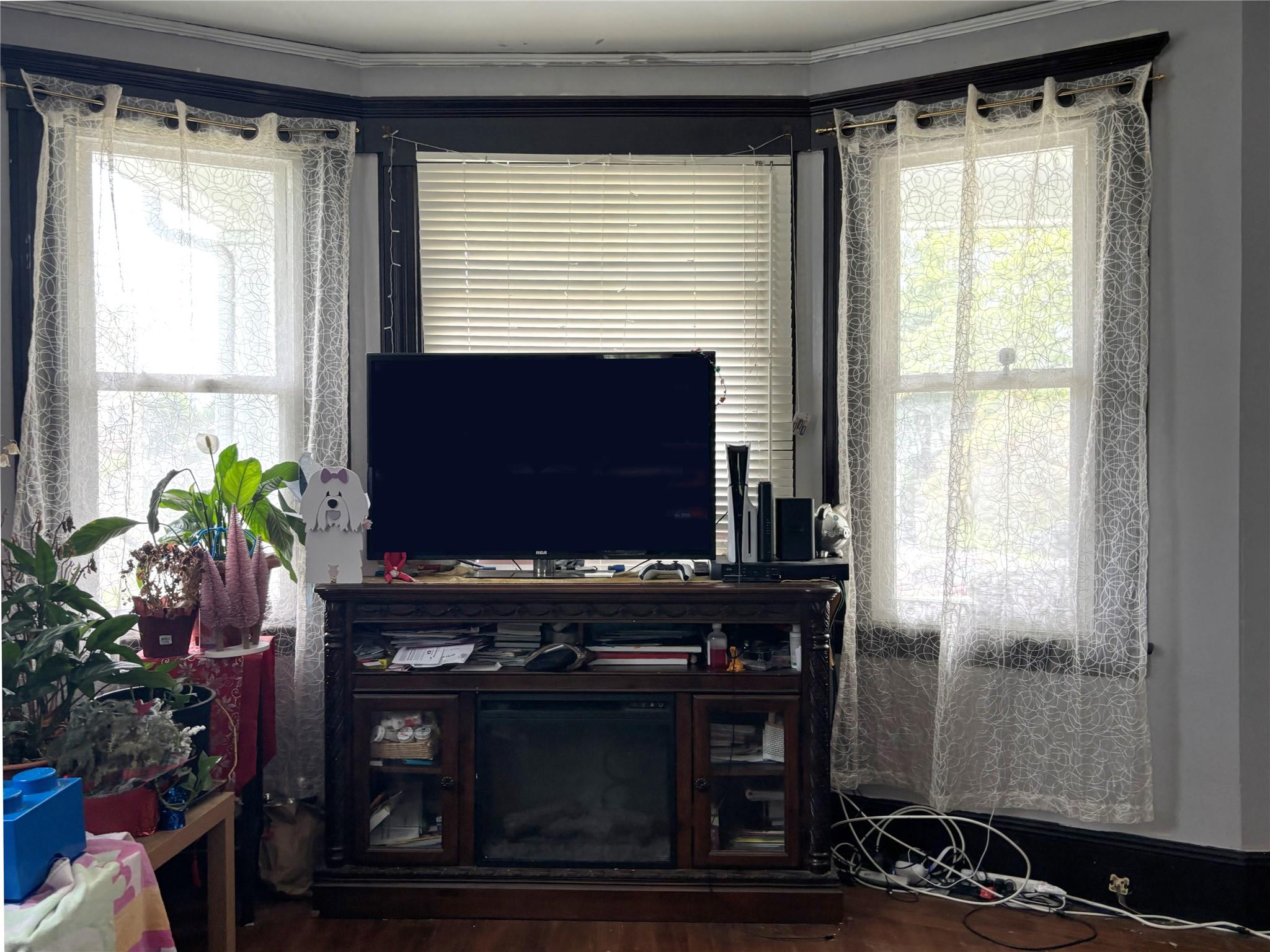 #3 photo, 29 Clermont Avenue, Port Chester , NY 10573