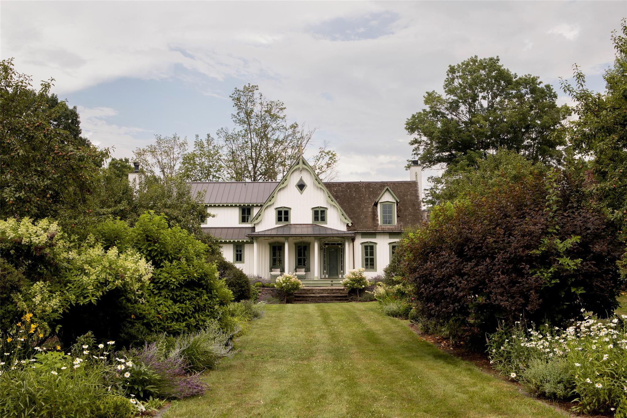 #1 photo, 340 Northern Boulevard, Germantown , NY 12526