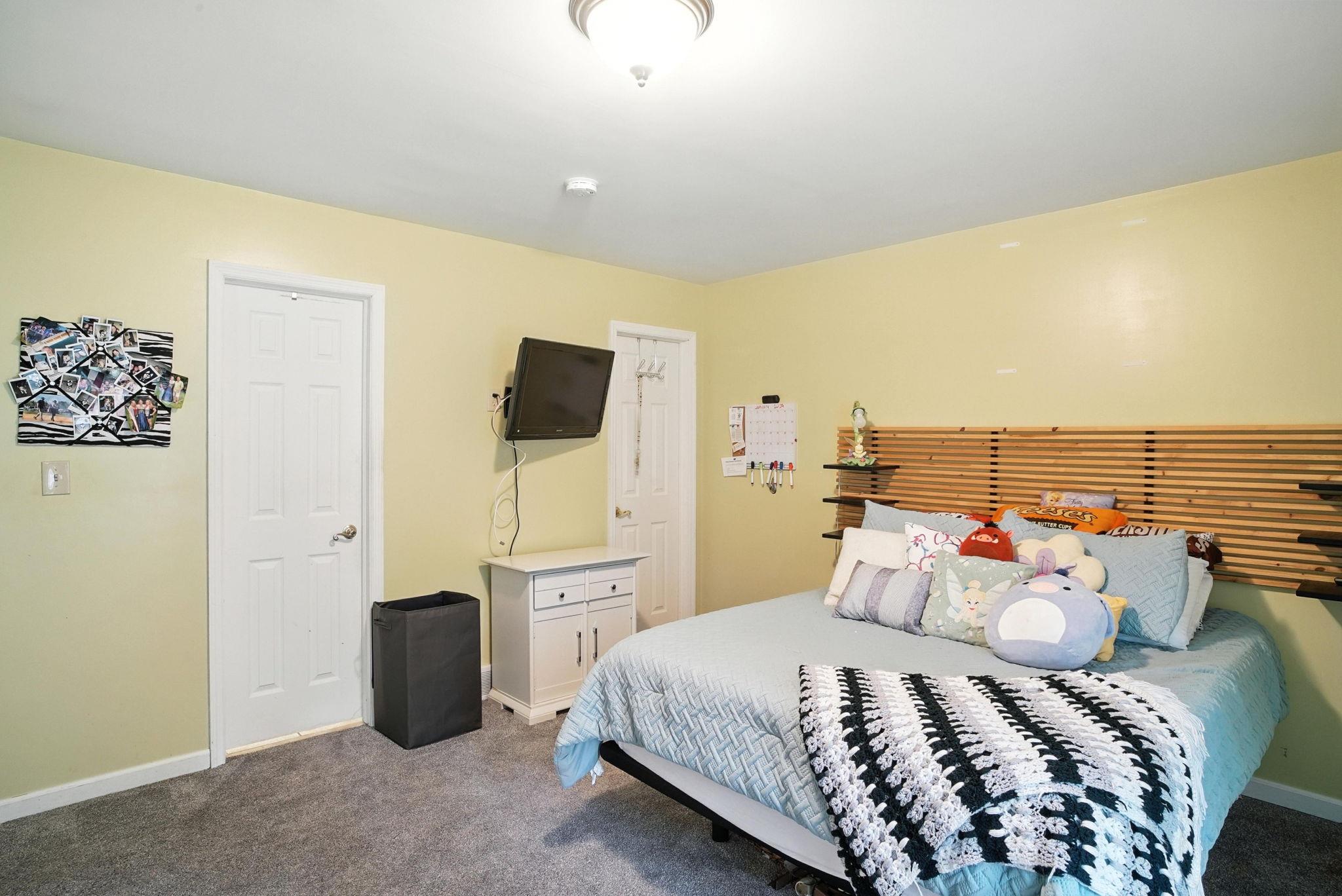 #17 photo, 37 Sycamore Trail, Wurtsboro , NY 12790