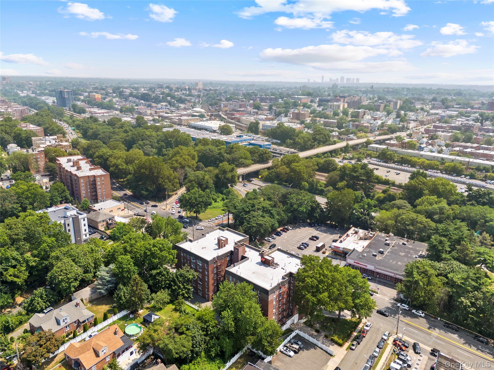 #20 photo, 125 Bronx River Road, Yonkers , NY 10704