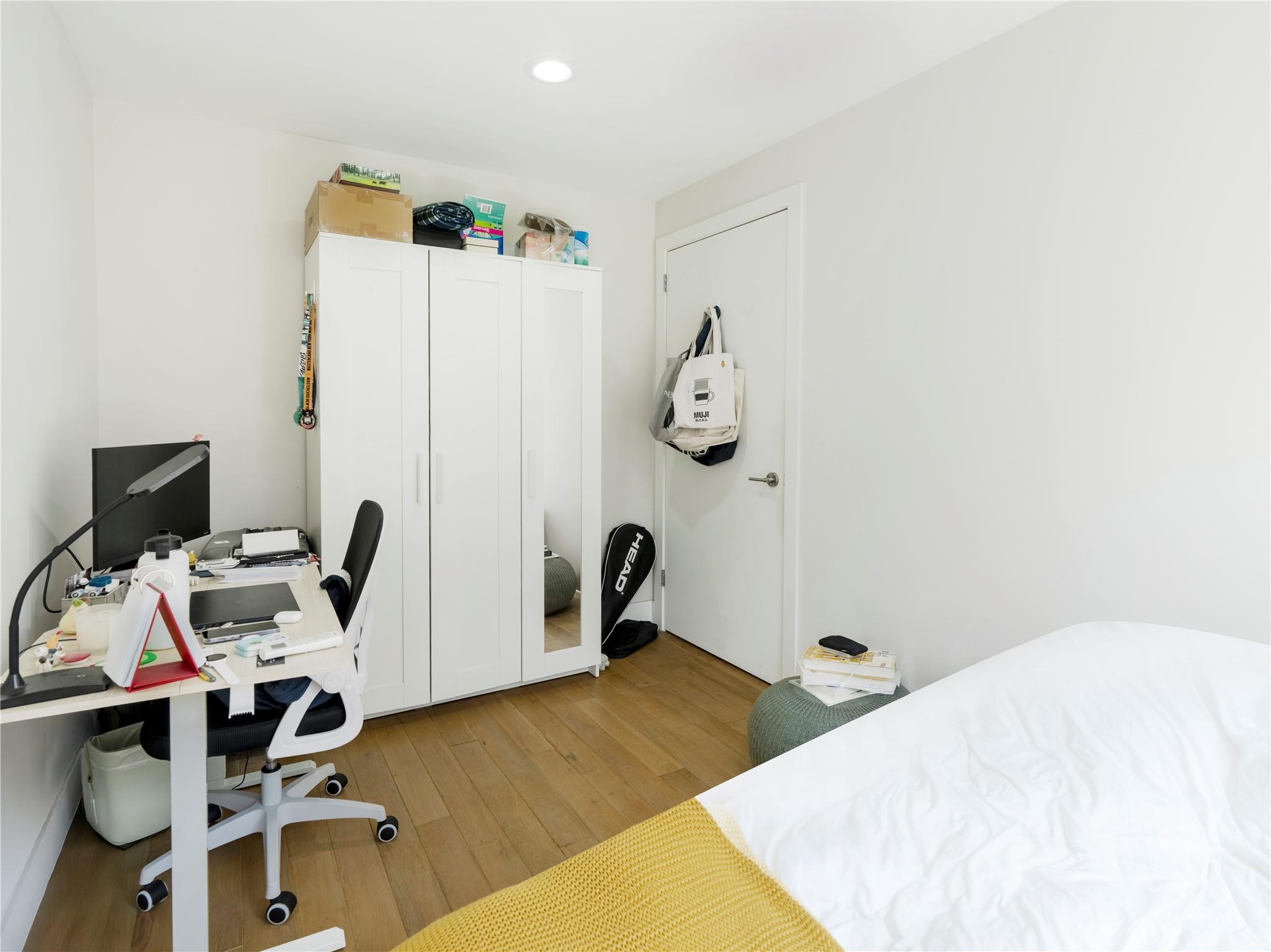 #11 photo, 2705 41st Avenue, クイーンズ区 Long Island City , NY 11101