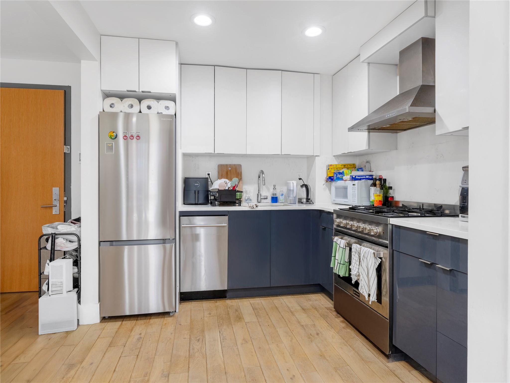 #6 photo, 2705 41st Avenue, クイーンズ区 Long Island City , NY 11101