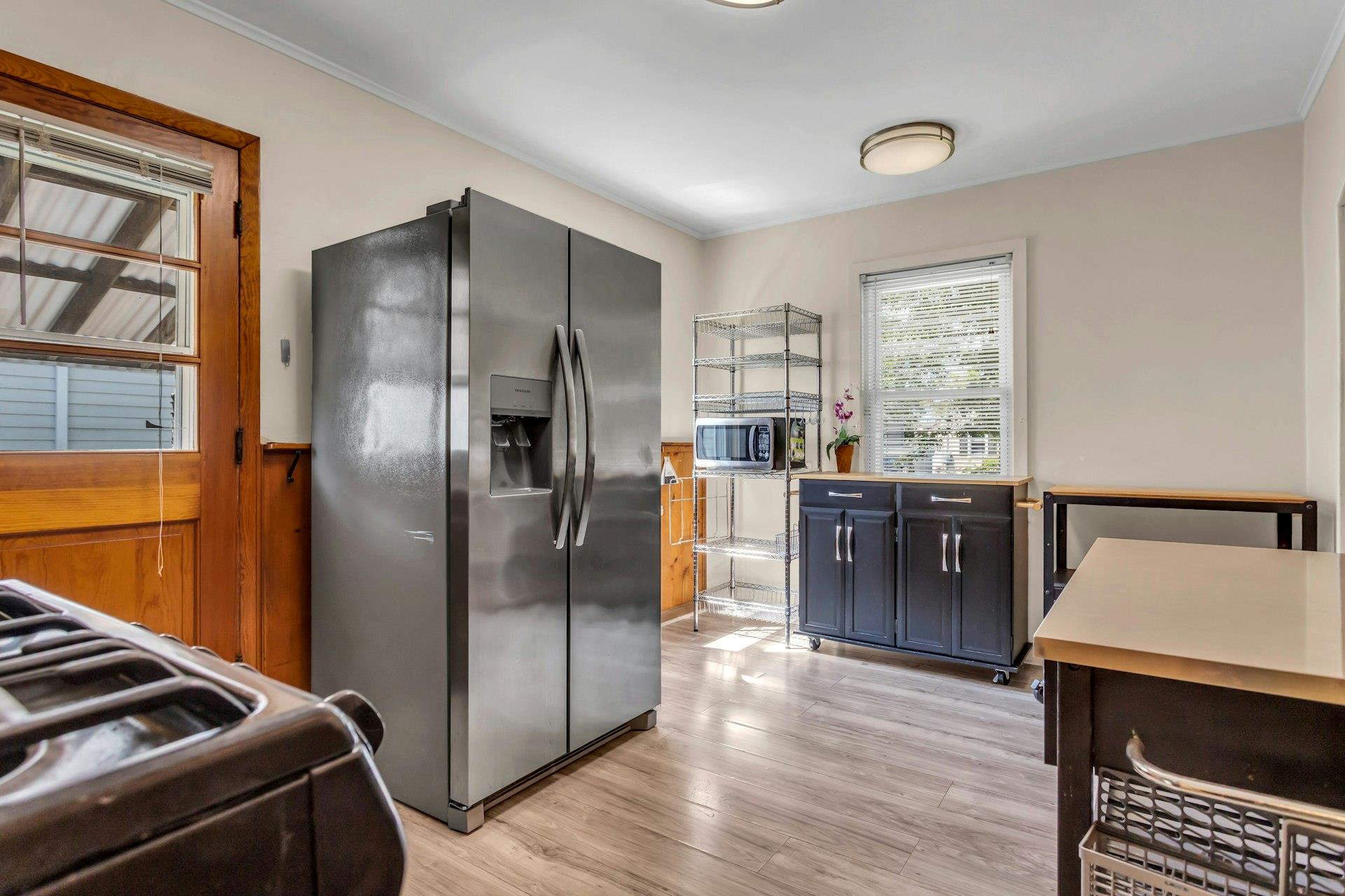 #11 photo, 132 Gordon Avenue, Westbury , NY 11590