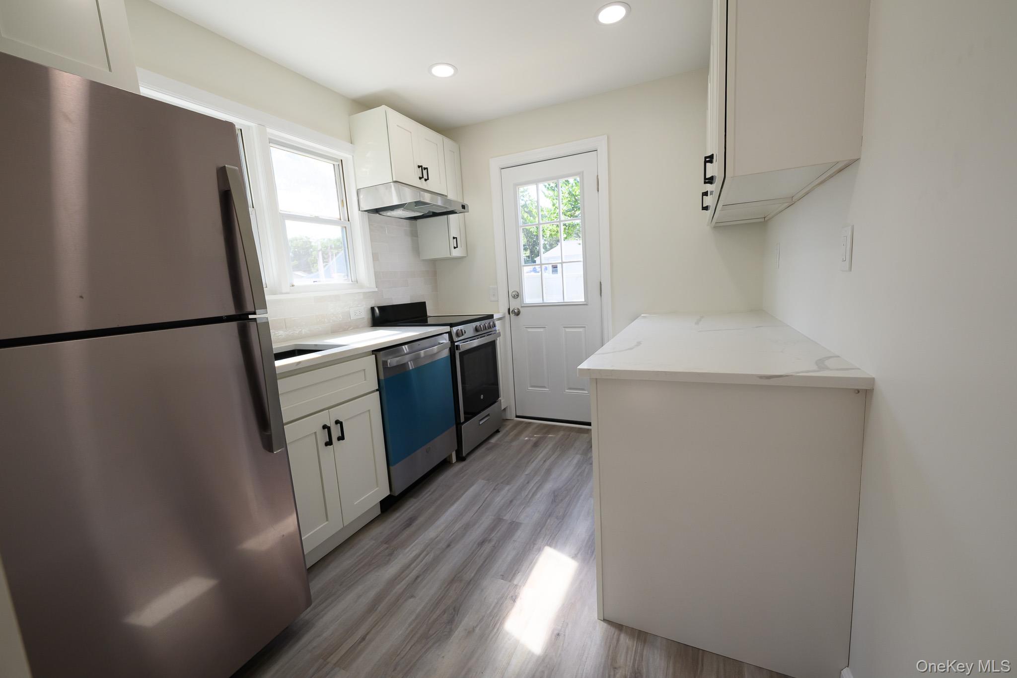 #5 photo, 130 N Huron Street, Ronkonkoma , NY 11779