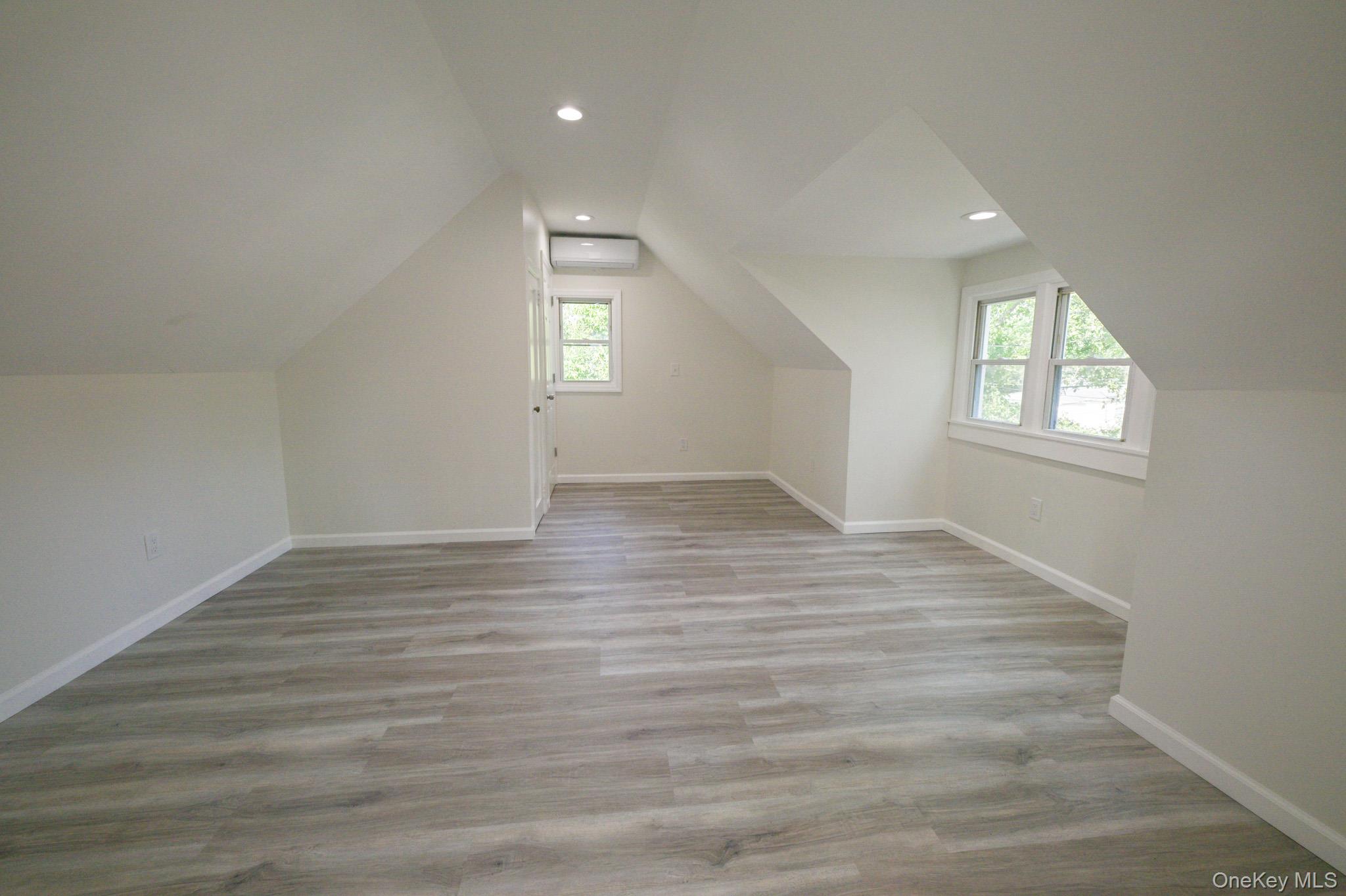 #9 photo, 130 N Huron Street, Ronkonkoma , NY 11779