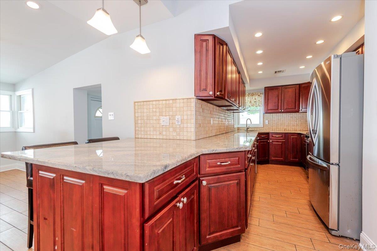 #12 photo, 101 California Street, ナッソー郡 Long Beach , NY 11561