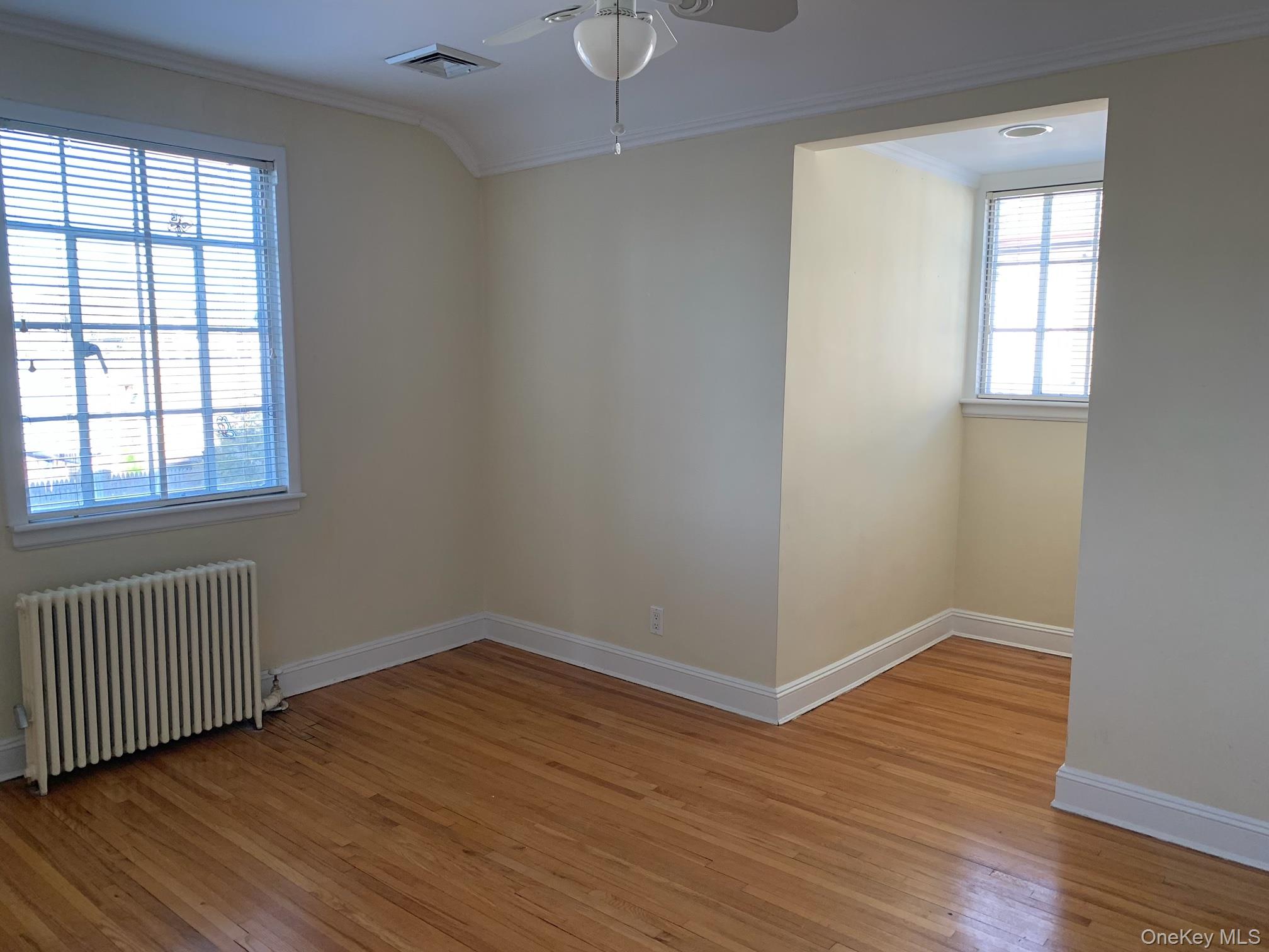 #11 photo, 281 Kilburn Road, Garden City South , NY 11530