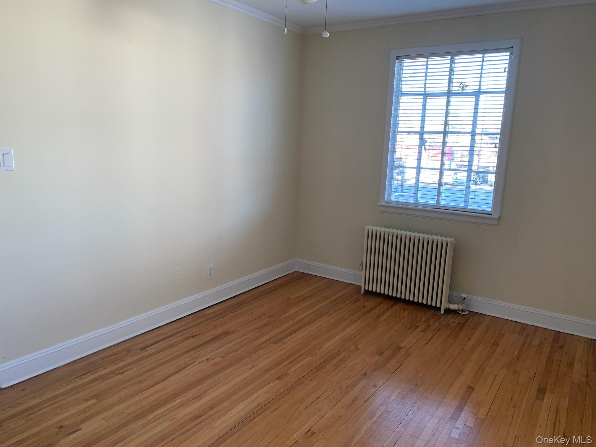 #12 photo, 281 Kilburn Road, Garden City South , NY 11530