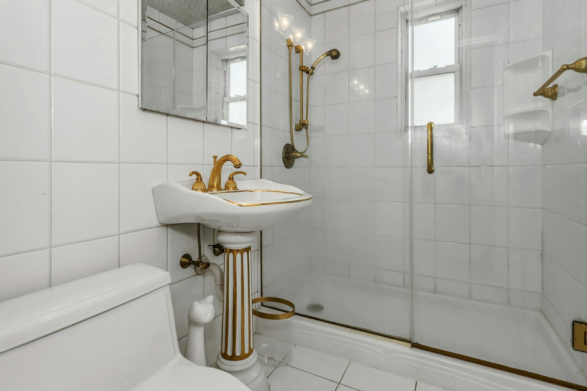 #13 photo, 15-06 212TH Street, クイーンズ区 Bay Terrace , NY 11360