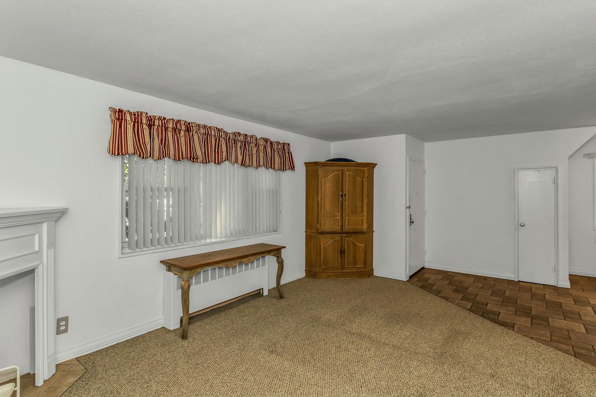 #4 photo, 15-06 212TH Street, クイーンズ区 Bay Terrace , NY 11360