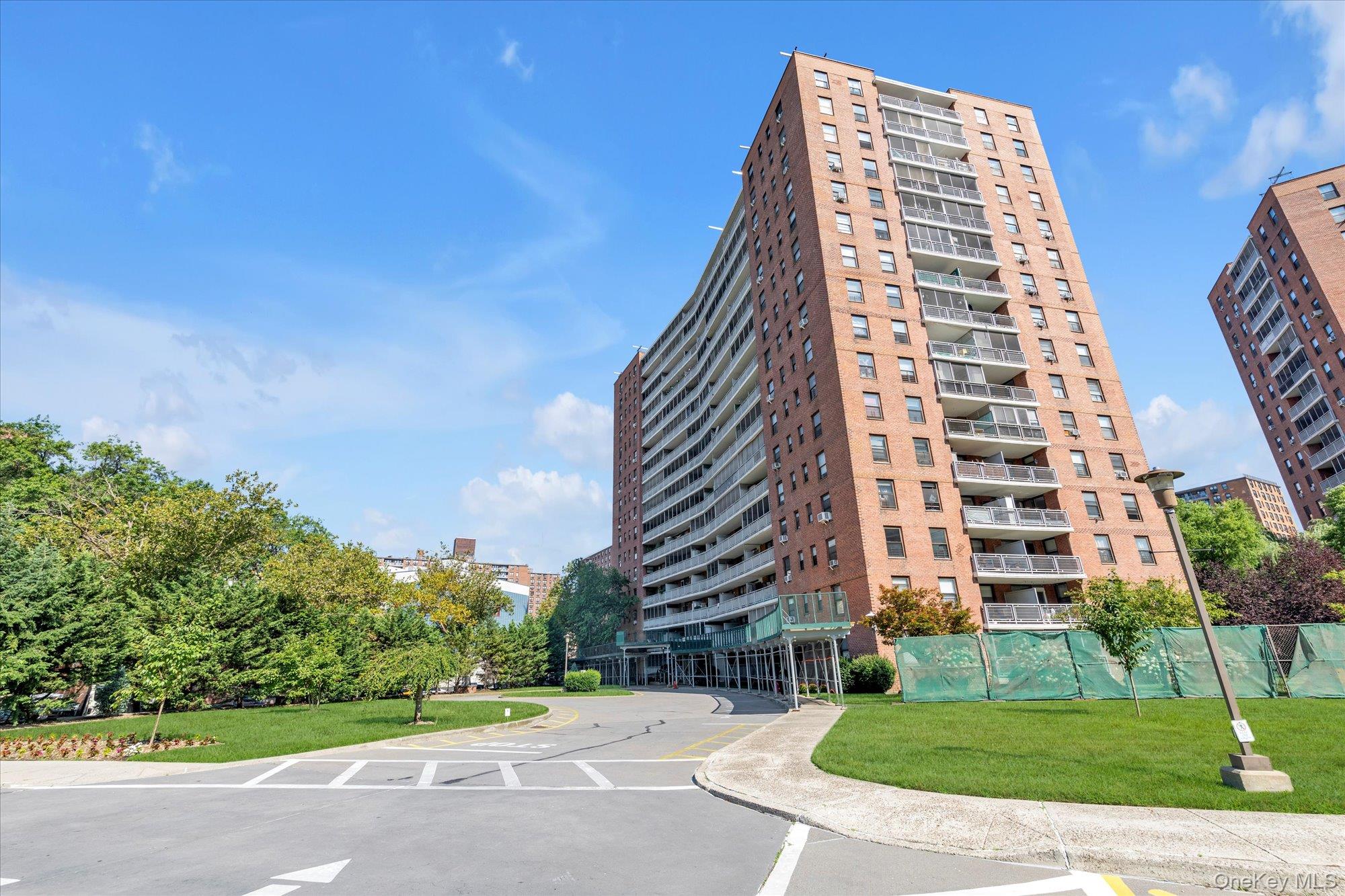 #17 photo, 61-15 98th Street, クイーンズ区 Rego Park , NY 11374