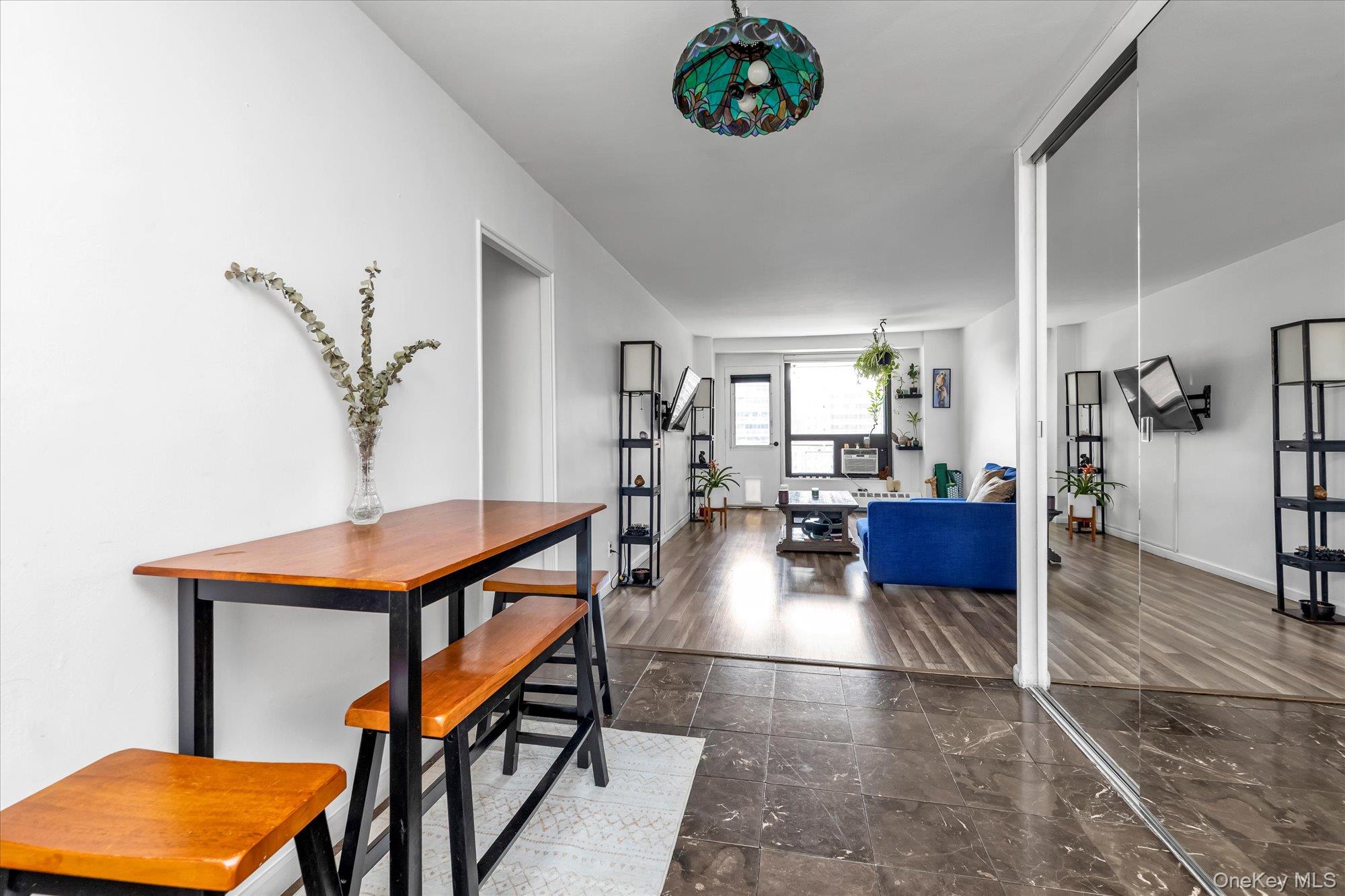 #5 photo, 61-15 98th Street, クイーンズ区 Rego Park , NY 11374