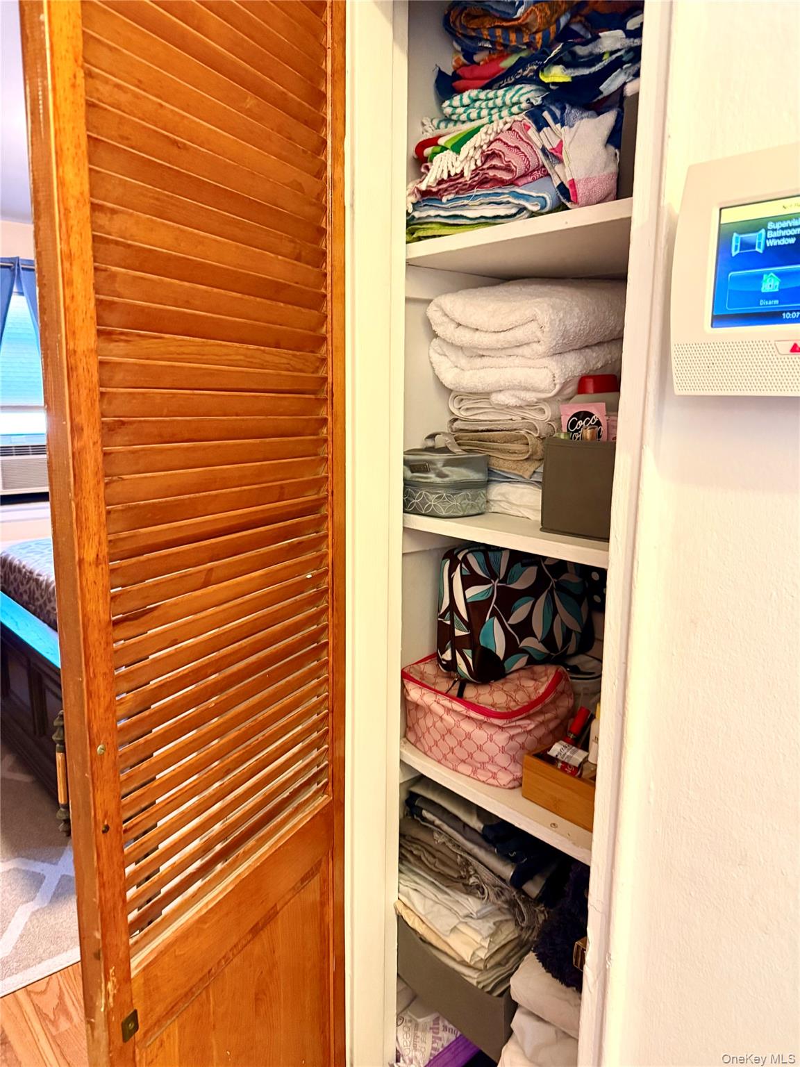 #18 photo, 74-65 220th Street, クイーンズ区 Oakland Gardens , NY 11364