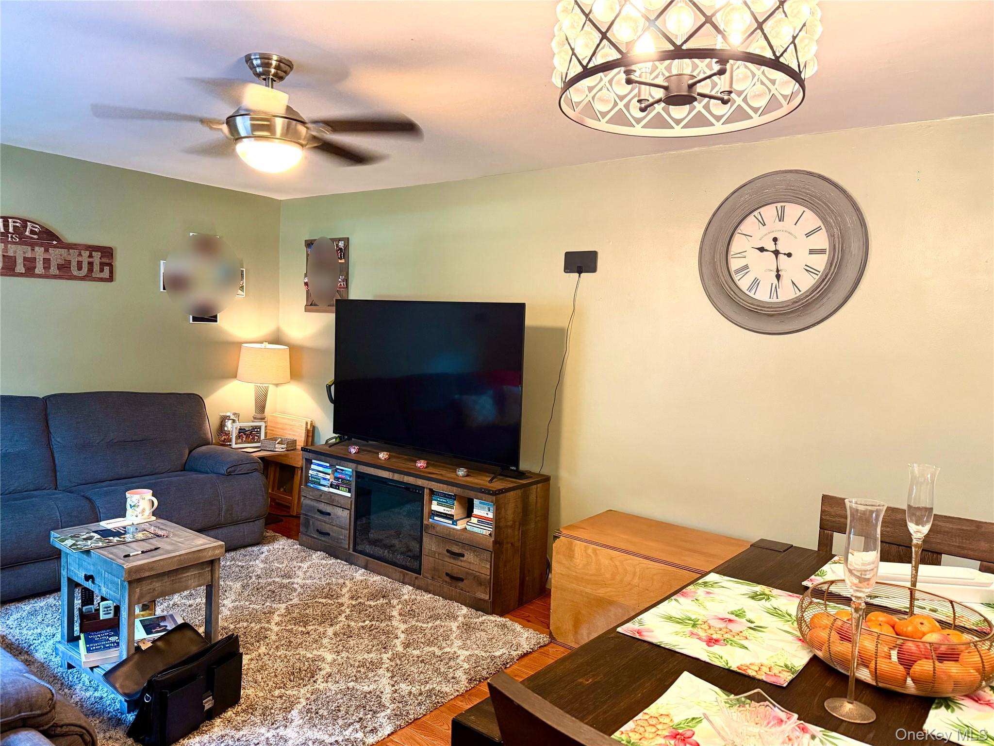 #4 photo, 74-65 220th Street, クイーンズ区 Oakland Gardens , NY 11364