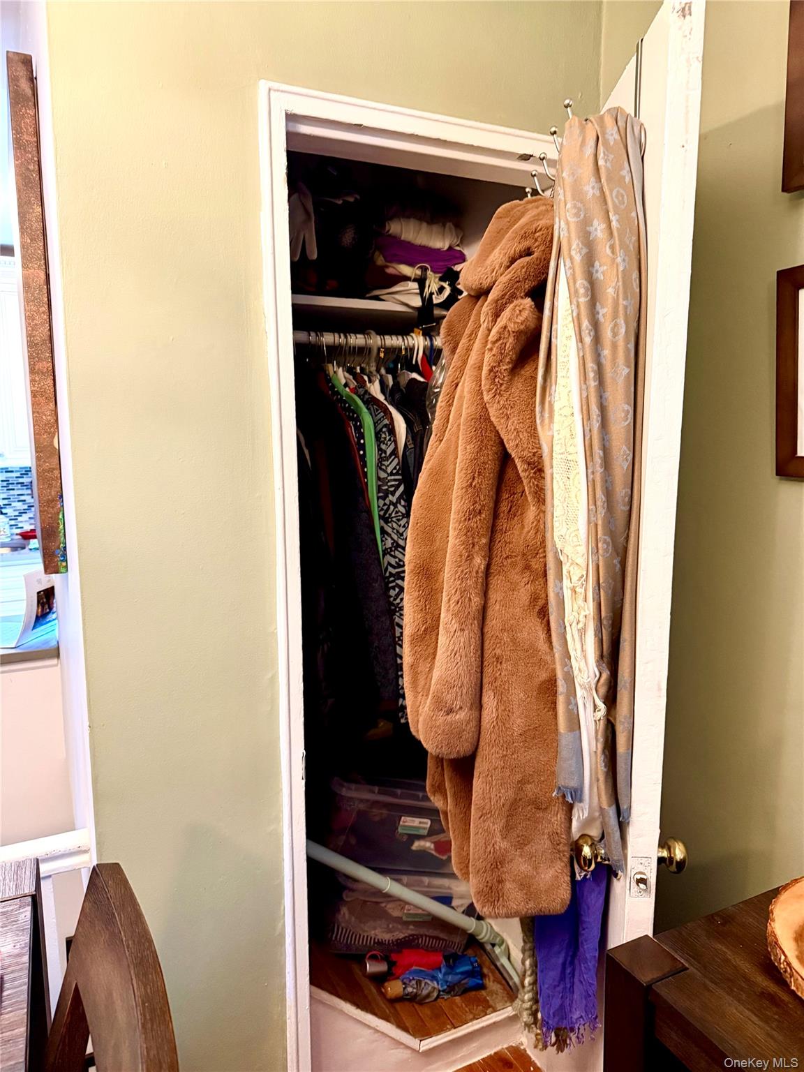 #7 photo, 74-65 220th Street, クイーンズ区 Oakland Gardens , NY 11364