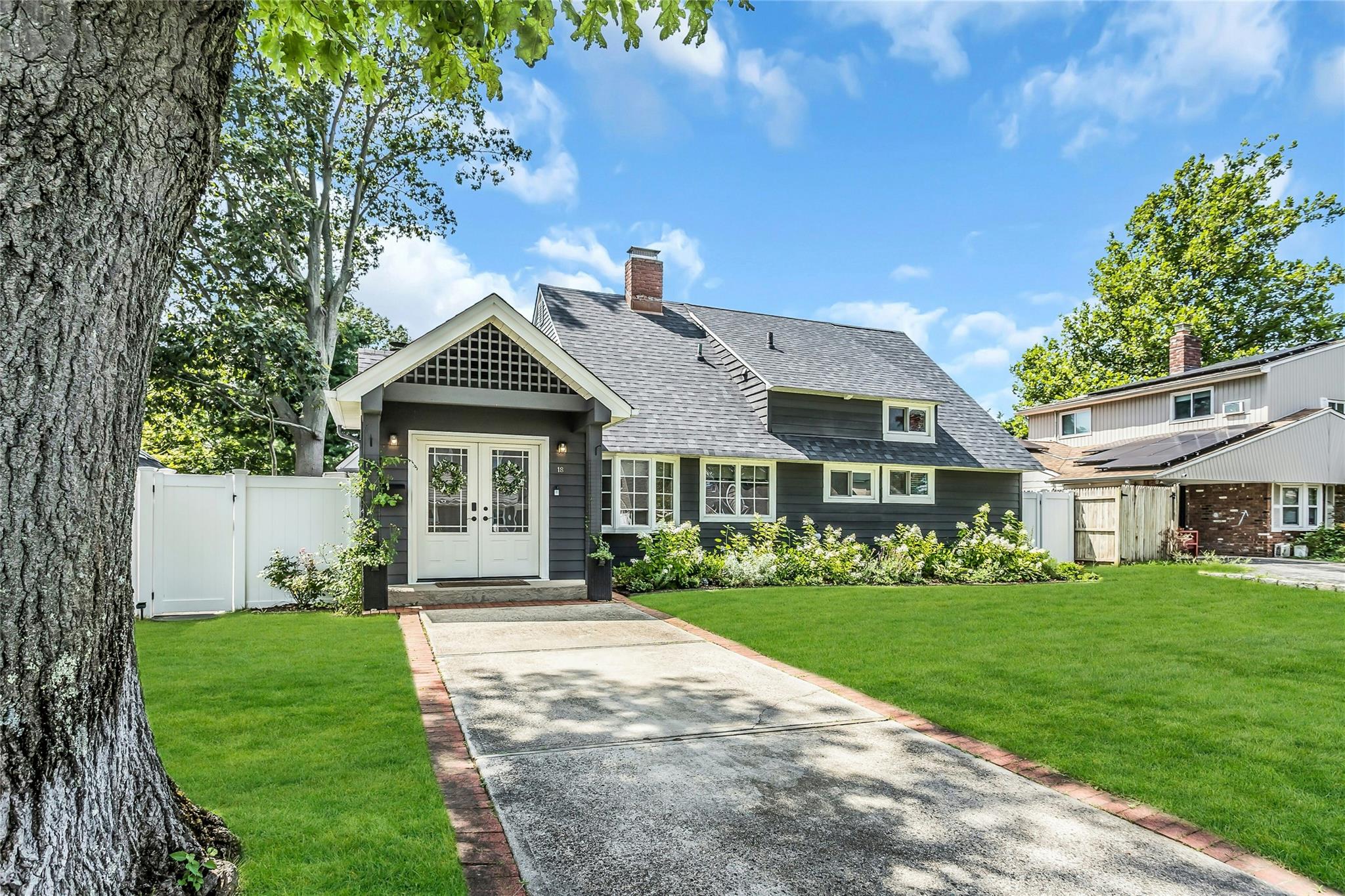 #1 photo, 18 Rosewood Lane, ناسو Wantagh , NY 11793