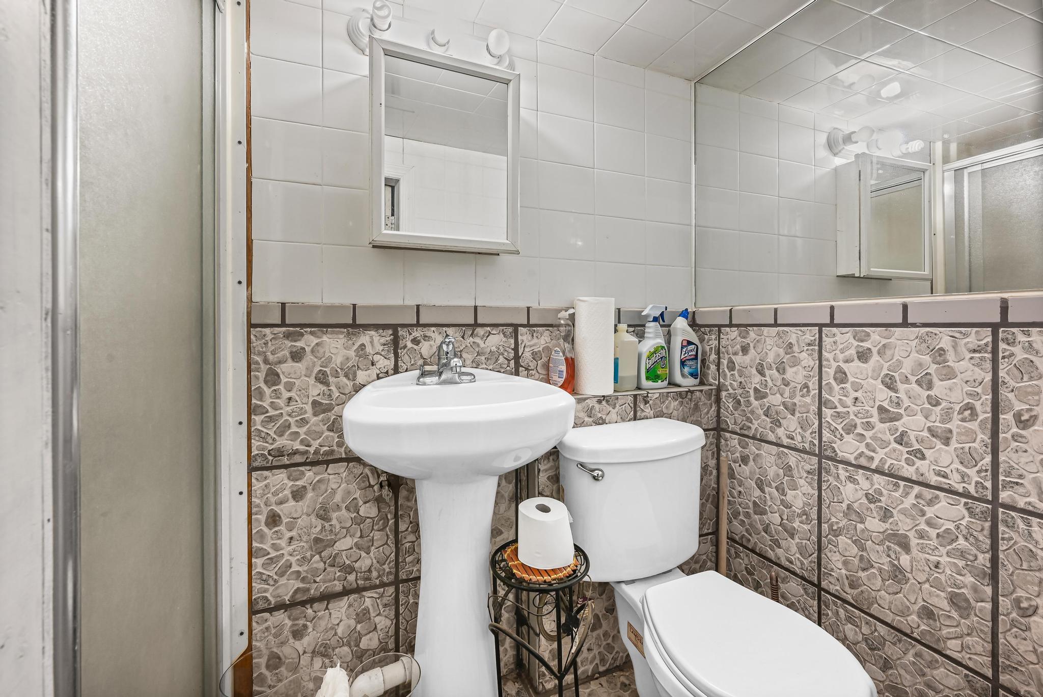 #11 photo, 11518 146th Street, Jamaica , NY 11436