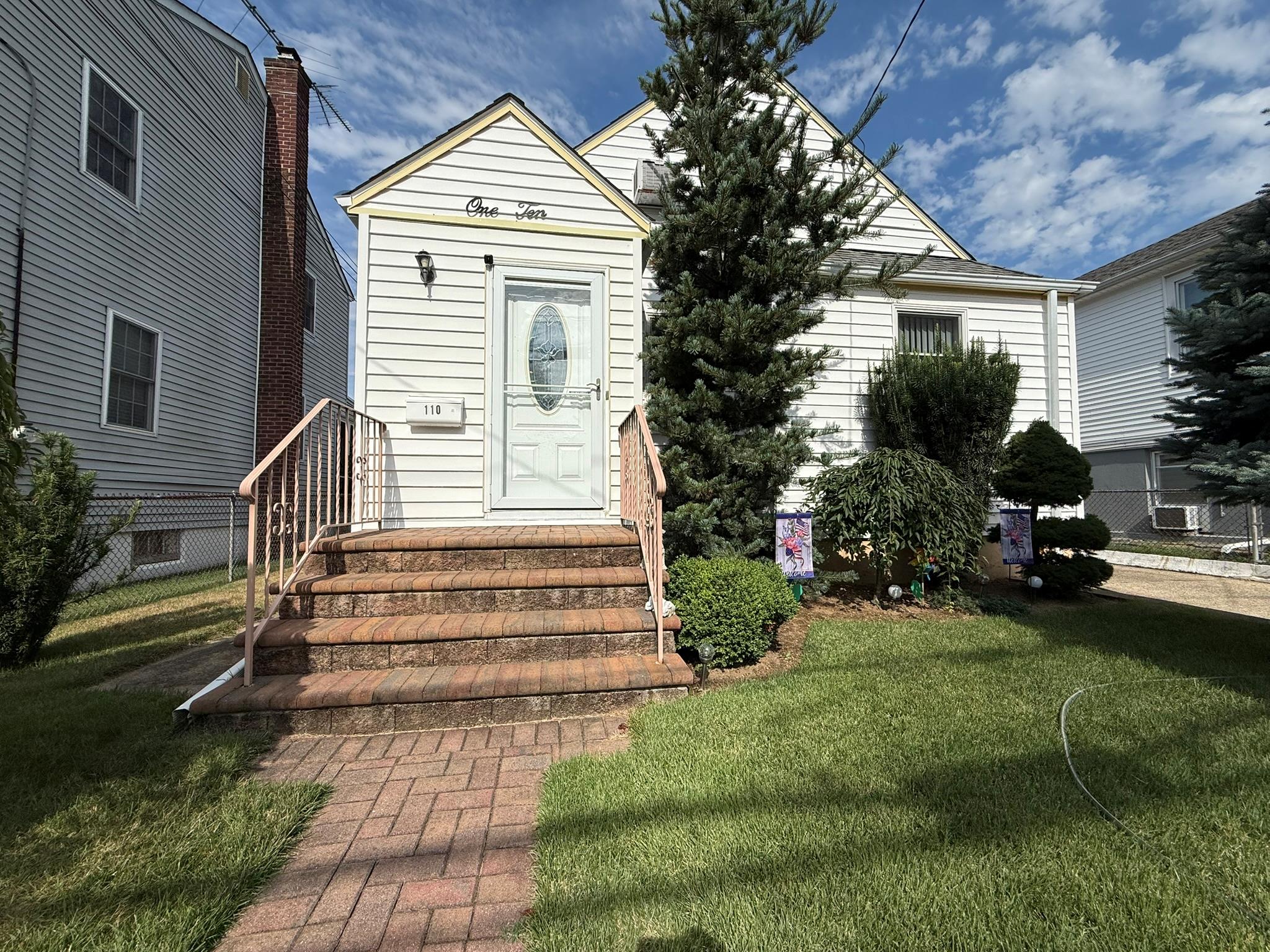 #1 photo, 110 Hunnewell Avenue, Elmont , NY 11003