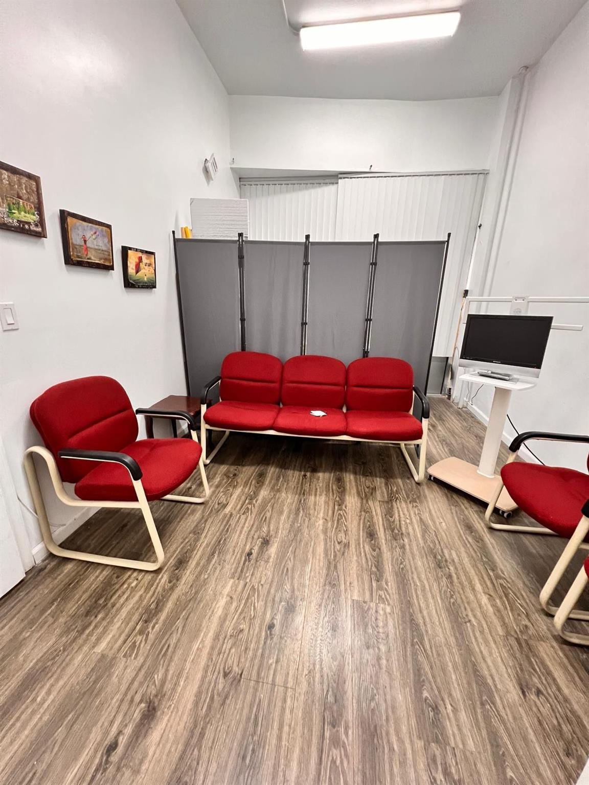 #3 photo, 3933 47th Avenue, クイーンズ区 Woodside , NY 11104