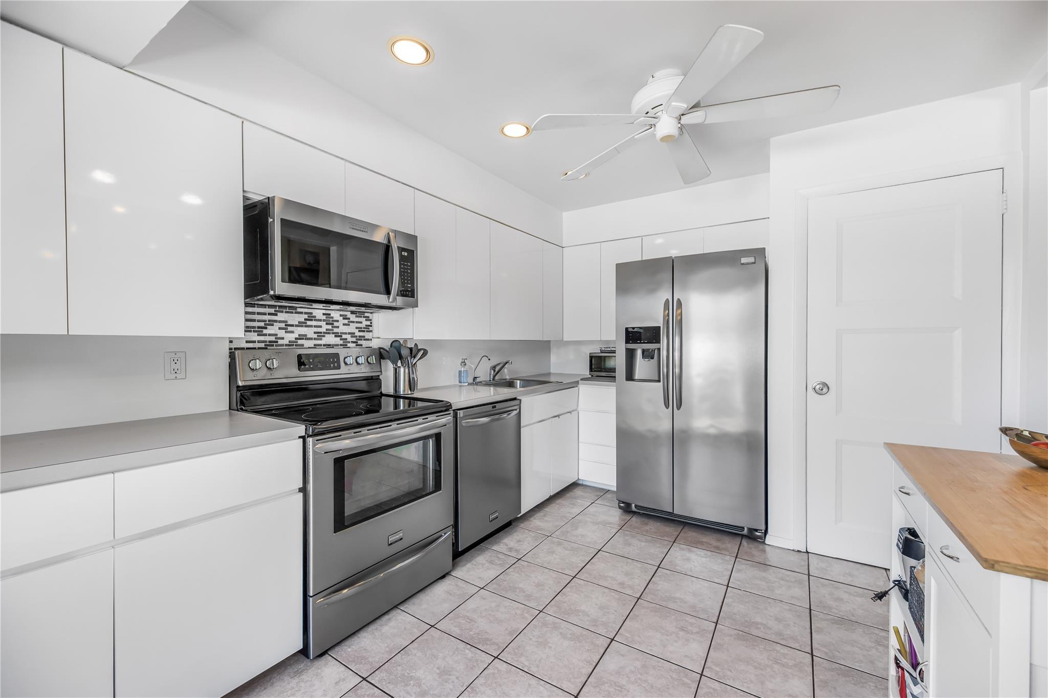 #11 photo, 2523 Horace Court, Bellmore , NY 11710