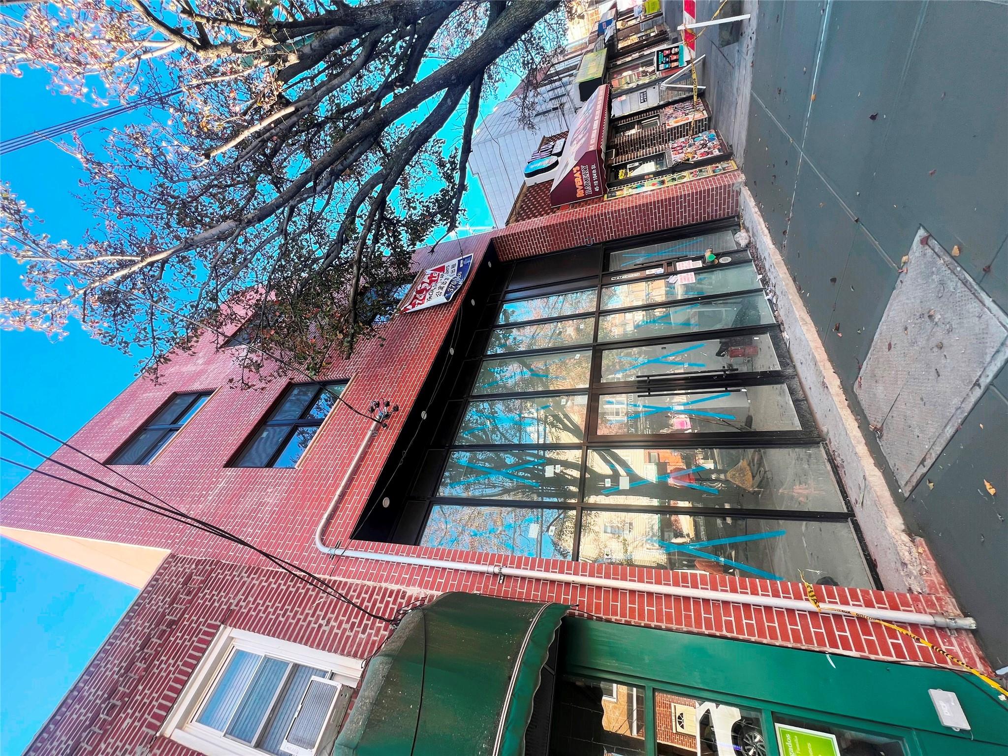 #1 photo, 4512 104th Street, クイーンズ区 Corona , NY 11368