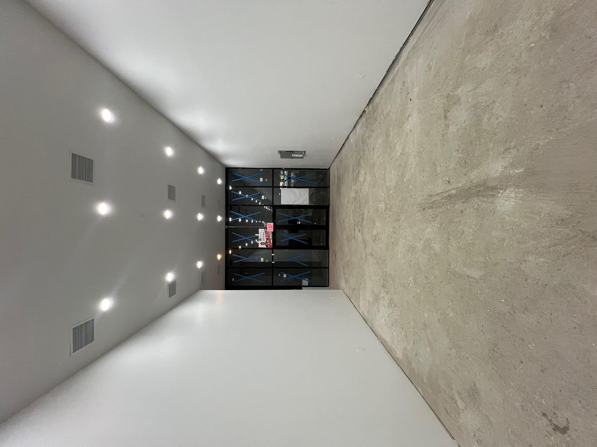 #4 photo, 4512 104th Street, クイーンズ区 Corona , NY 11368