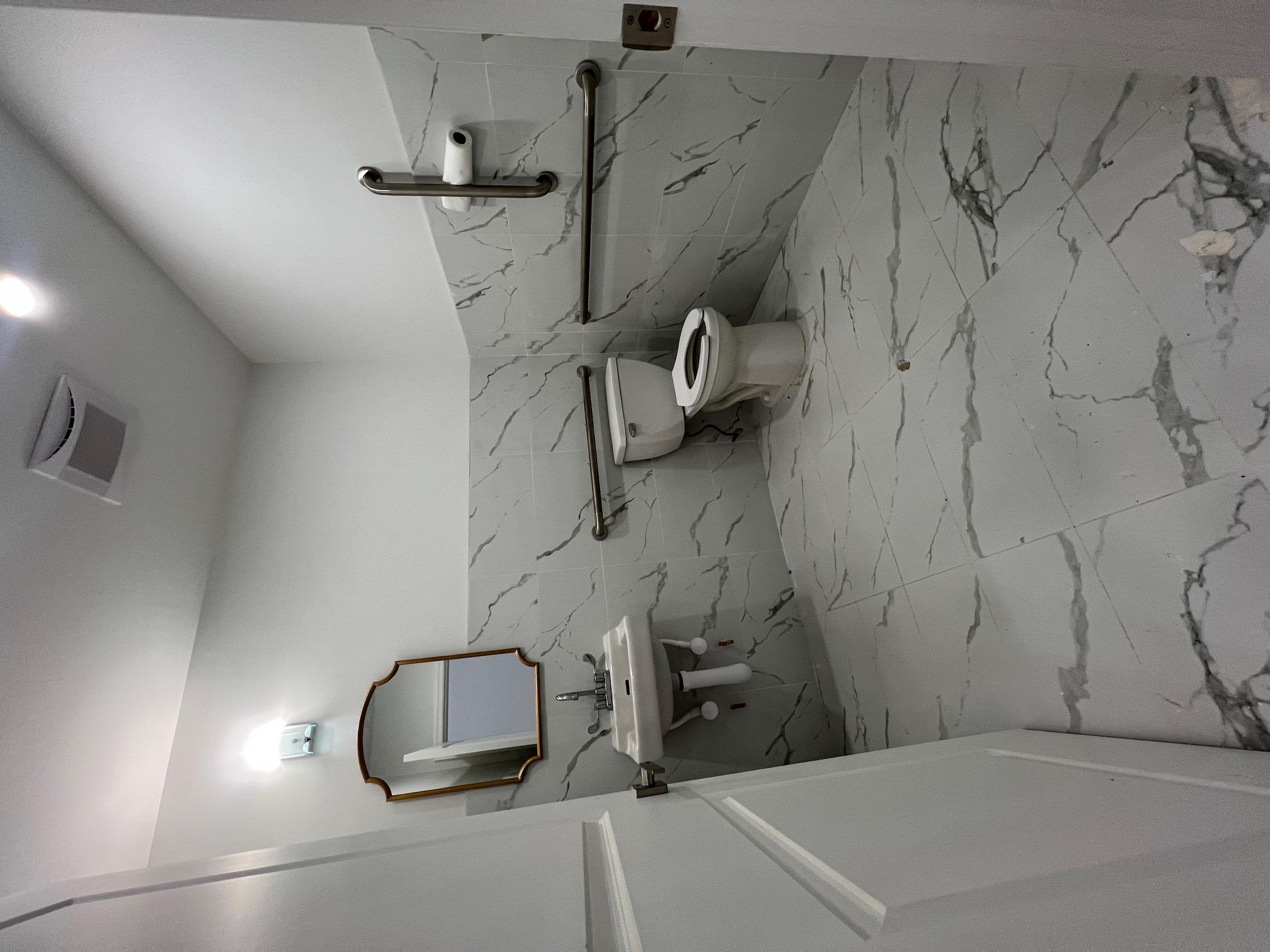 #6 photo, 4512 104th Street, クイーンズ区 Corona , NY 11368