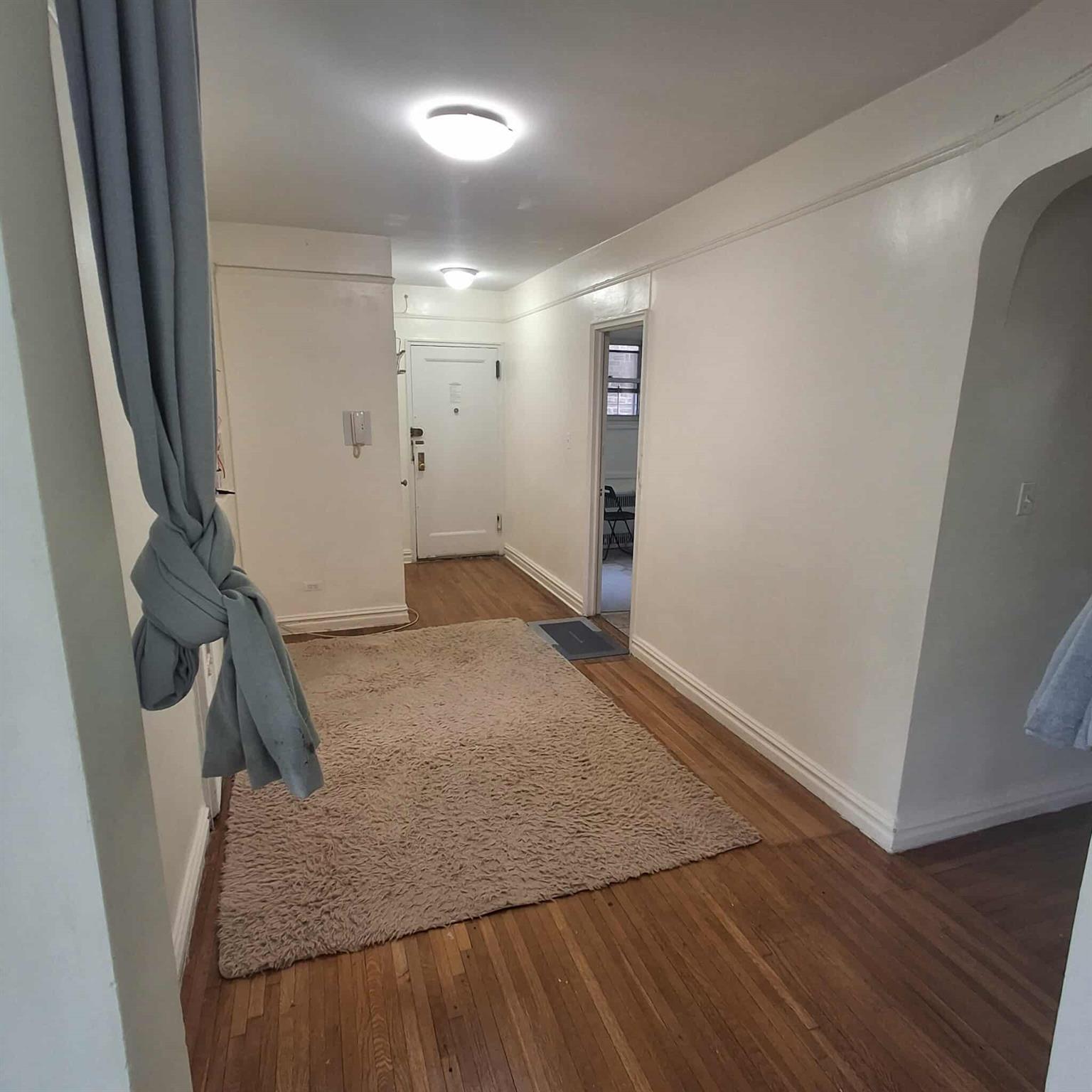 #11 photo, 61-41 Saunders Street, クイーンズ区 Rego Park , NY 11374