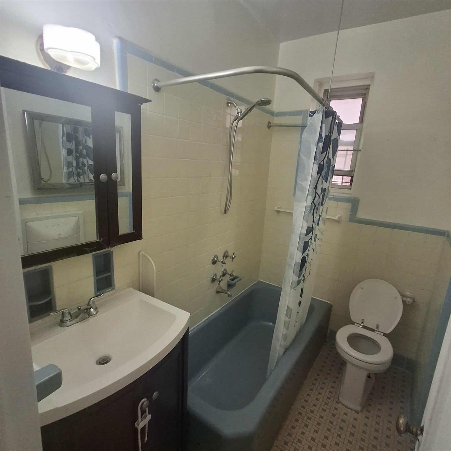 #12 photo, 61-41 Saunders Street, クイーンズ区 Rego Park , NY 11374