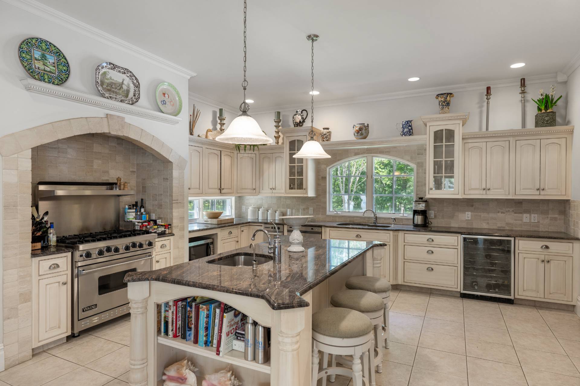 #10 photo, 1 TERRYS TRL, サフォーク郡 East Hampton , NY 11937