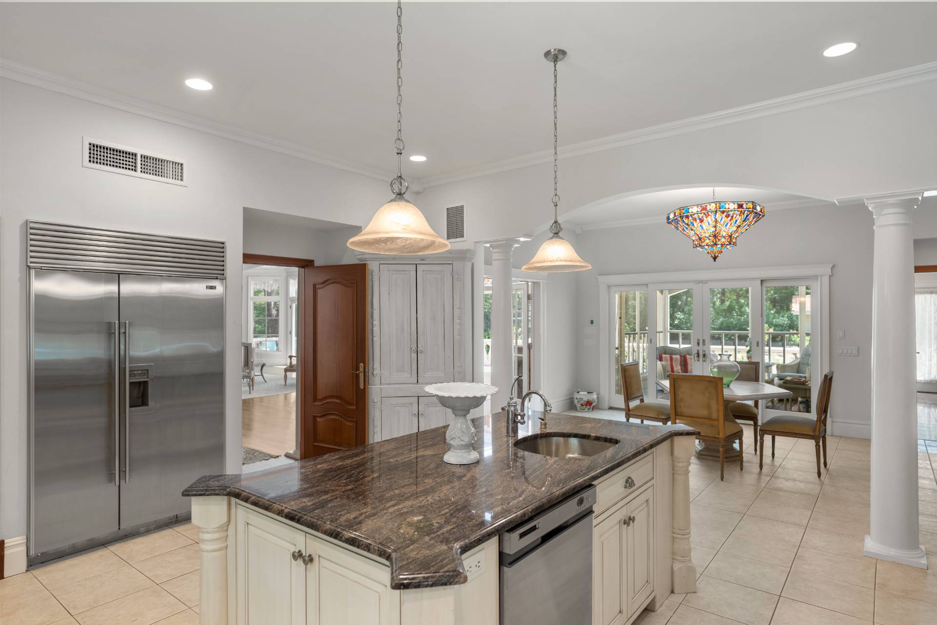 #12 photo, 1 TERRYS TRL, サフォーク郡 East Hampton , NY 11937