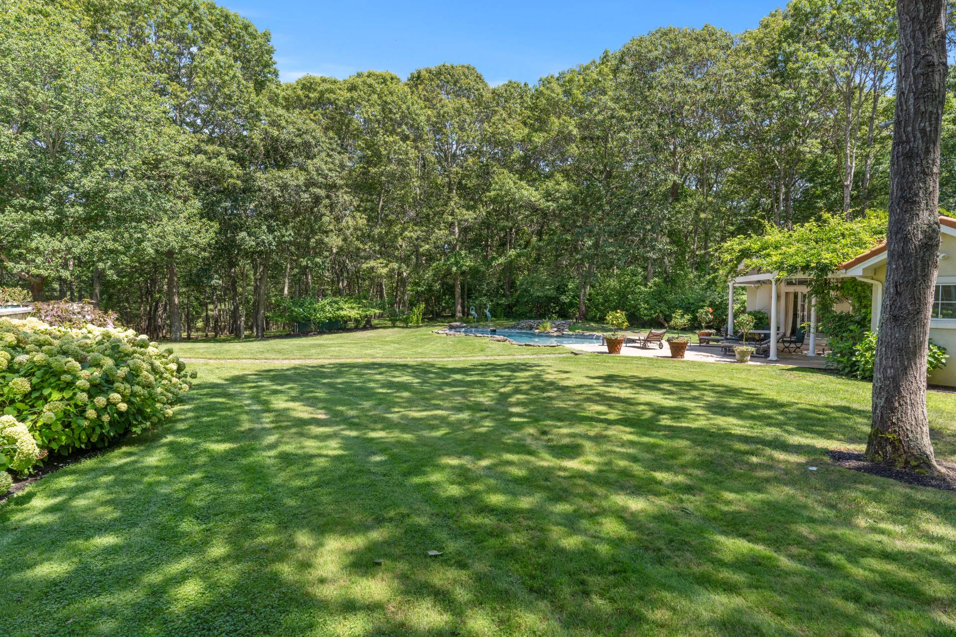 #36 photo, 1 TERRYS TRL, サフォーク郡 East Hampton , NY 11937