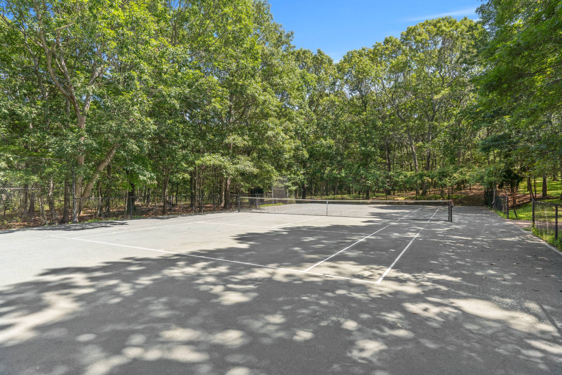 #37 photo, 1 TERRYS TRL, East Hampton , NY 11937