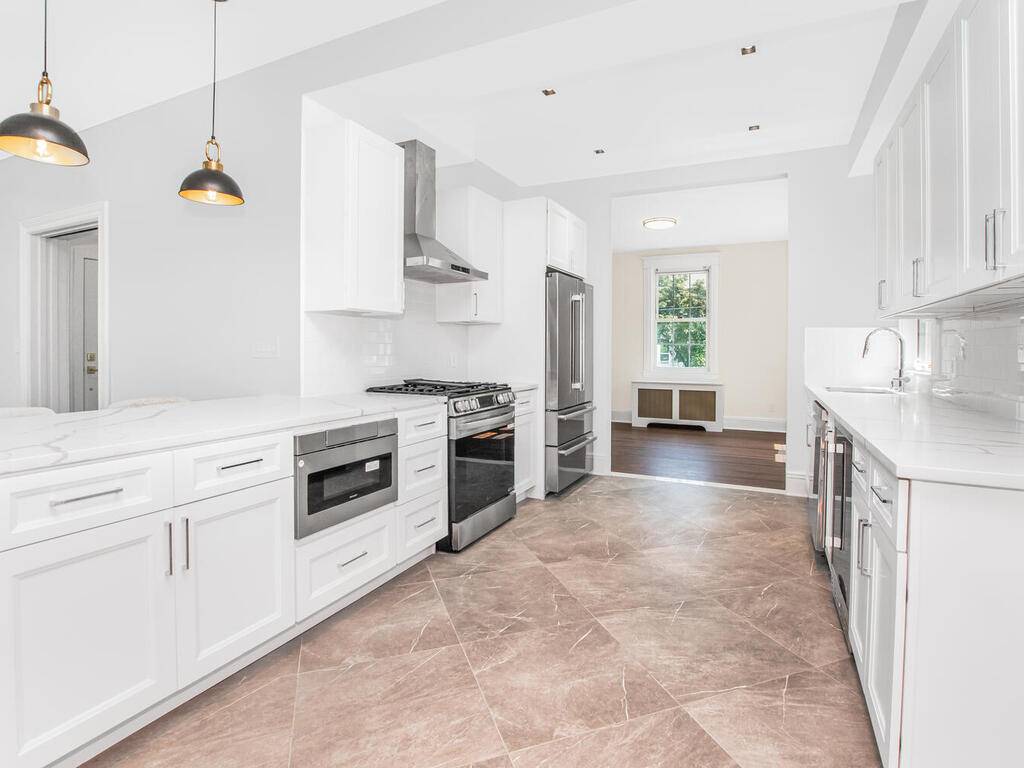 #17 photo, 70 Normandy Rd, Yonkers , NY 10701