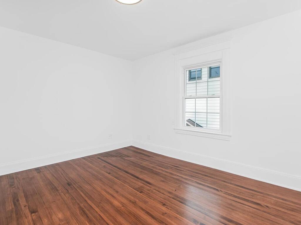 #21 photo, 70 Normandy Rd, Yonkers , NY 10701