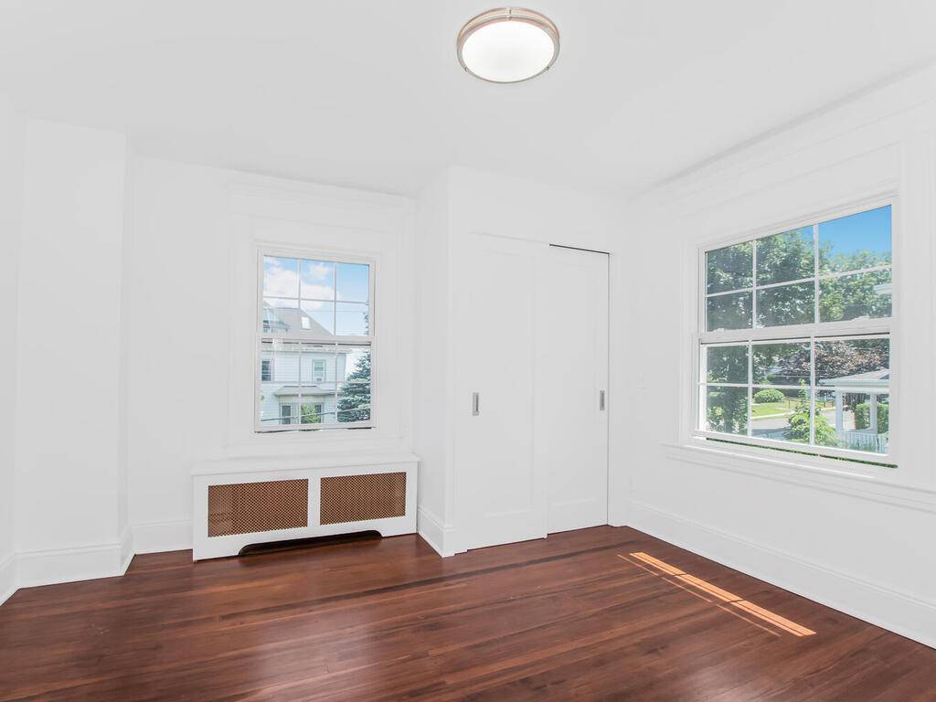 #28 photo, 70 Normandy Rd, Yonkers , NY 10701