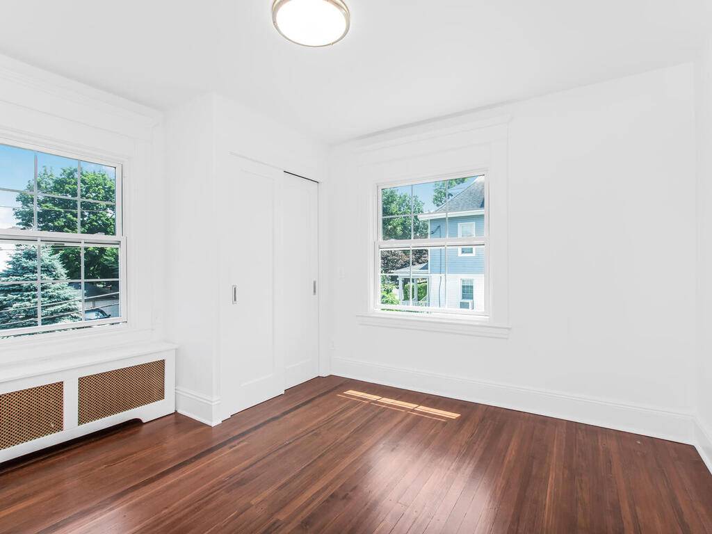 #29 photo, 70 Normandy Rd, Yonkers , NY 10701