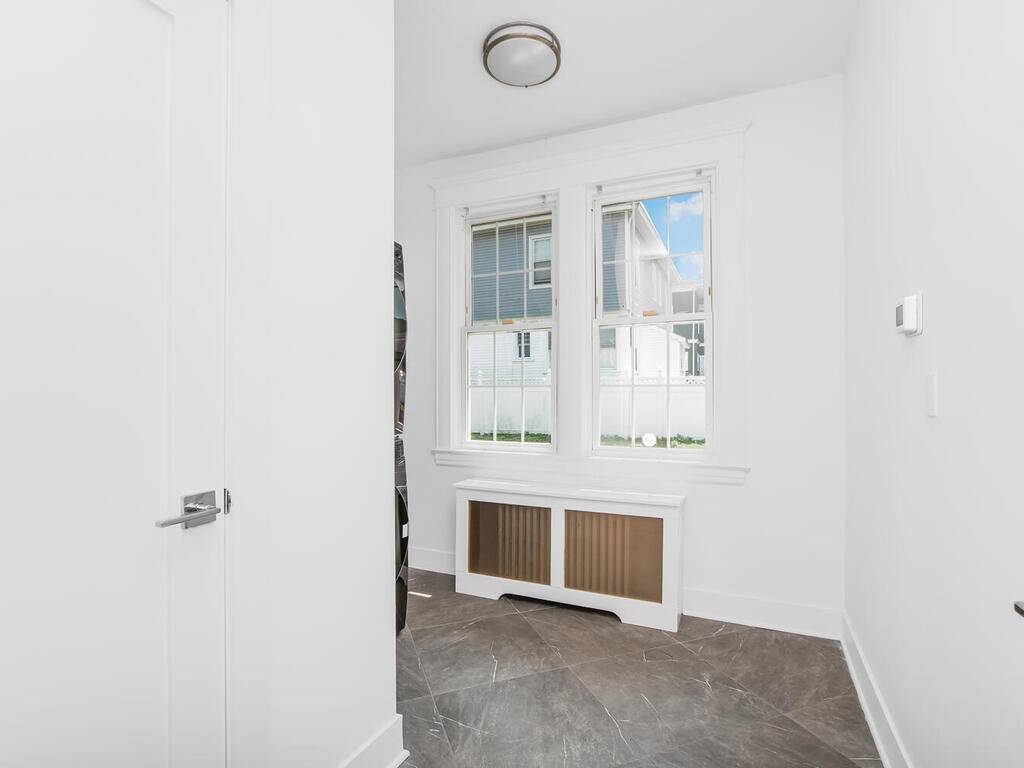 #39 photo, 70 Normandy Rd, Yonkers , NY 10701