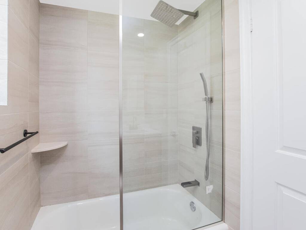 #46 photo, 70 Normandy Rd, Yonkers , NY 10701