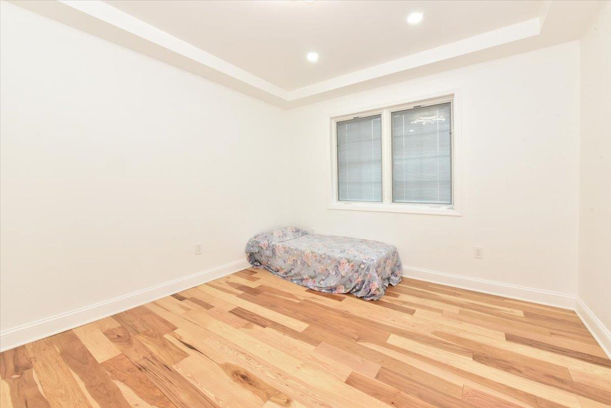 #15 photo, 86-22 Somerset Street, クイーンズ区 Jamaica Estates , NY 11432