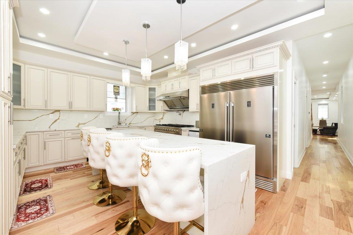 #5 photo, 86-22 Somerset Street, クイーンズ区 Jamaica Estates , NY 11432