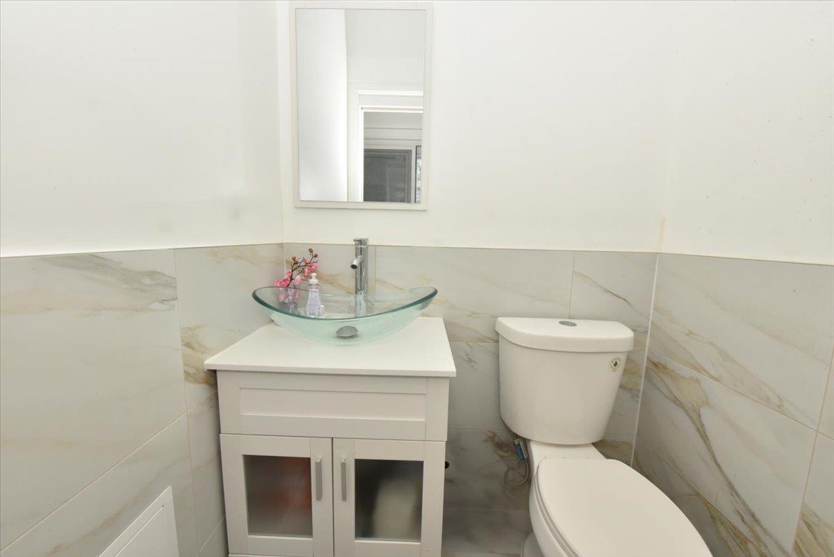 #7 photo, 86-22 Somerset Street, クイーンズ区 Jamaica Estates , NY 11432