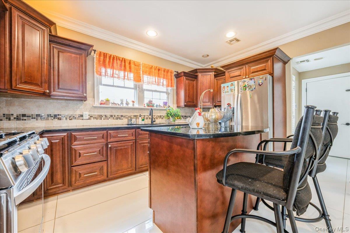 #13 photo, 732 Sunrise Avenue, Bellmore , NY 11710