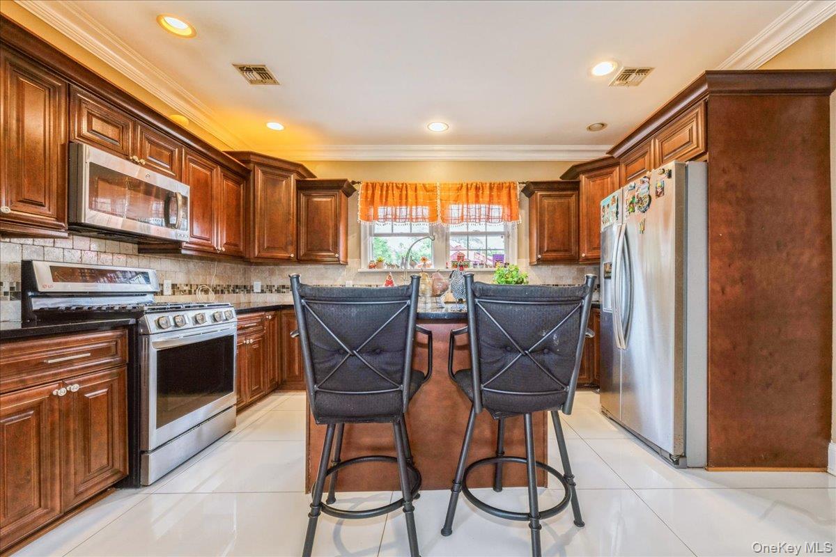 #14 photo, 732 Sunrise Avenue, Bellmore , NY 11710