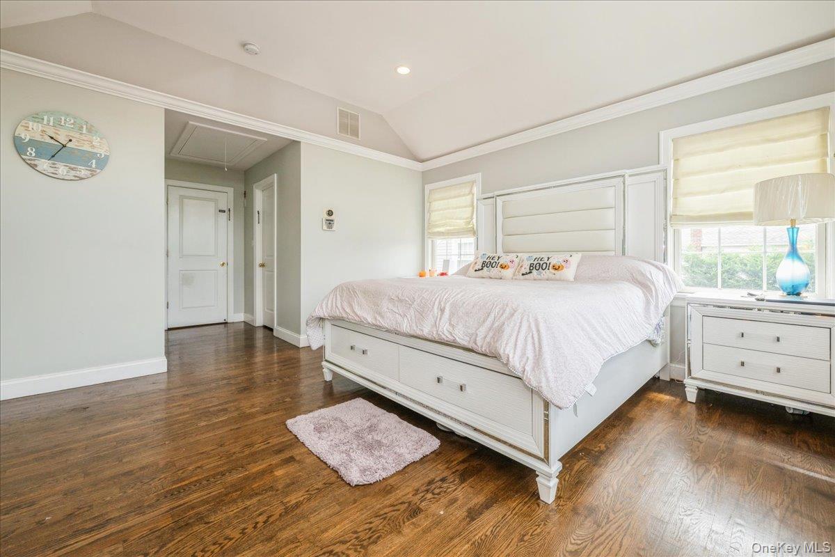 #18 photo, 732 Sunrise Avenue, Bellmore , NY 11710